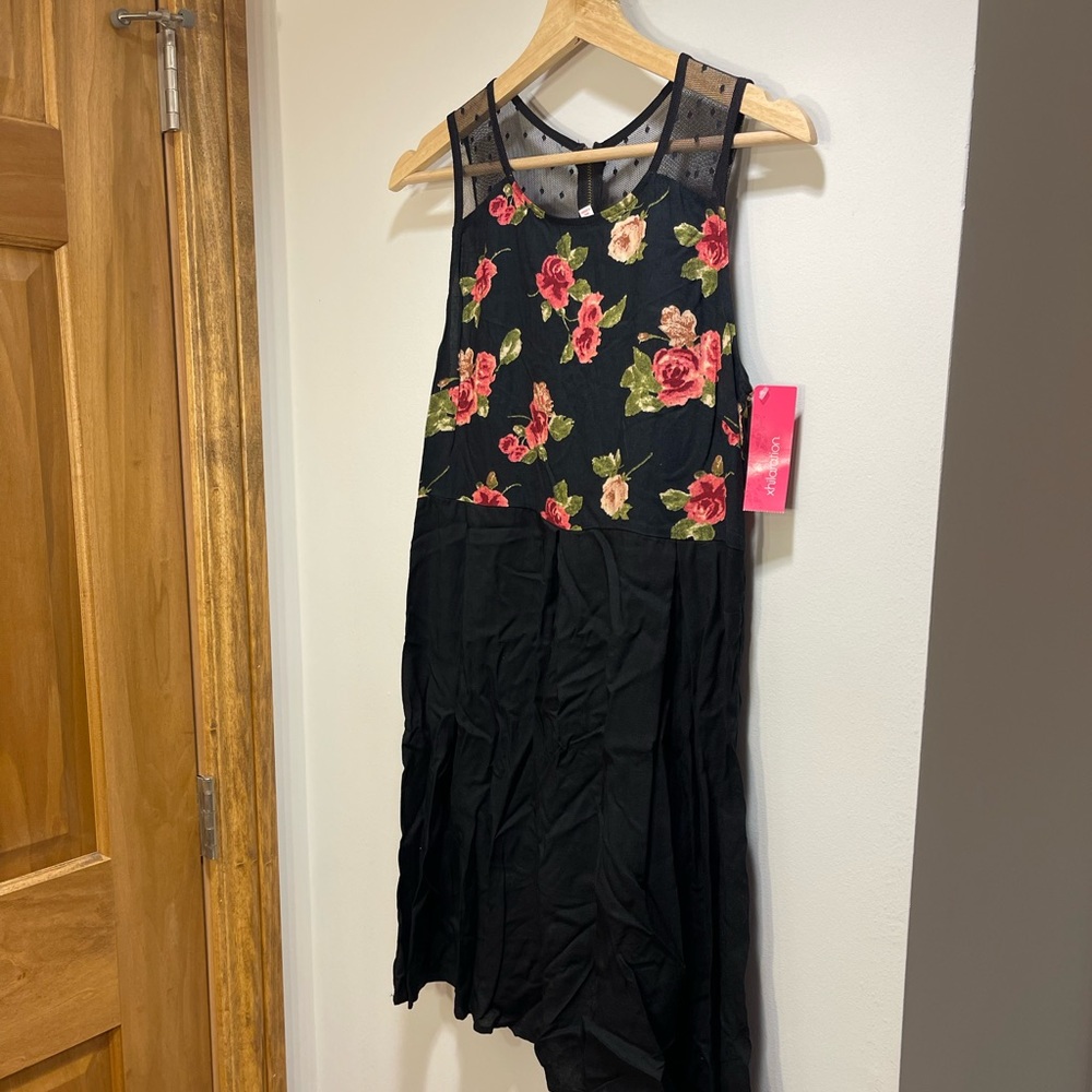 NEW XHILARATION | BLACK BABYDOLL DRESS WITH FLORAL TOP AND MESH BACK | SIZE M